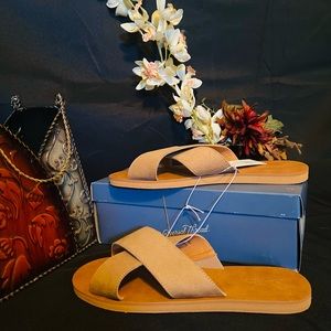 Women’s Anabeth Crossband Sandals size 11